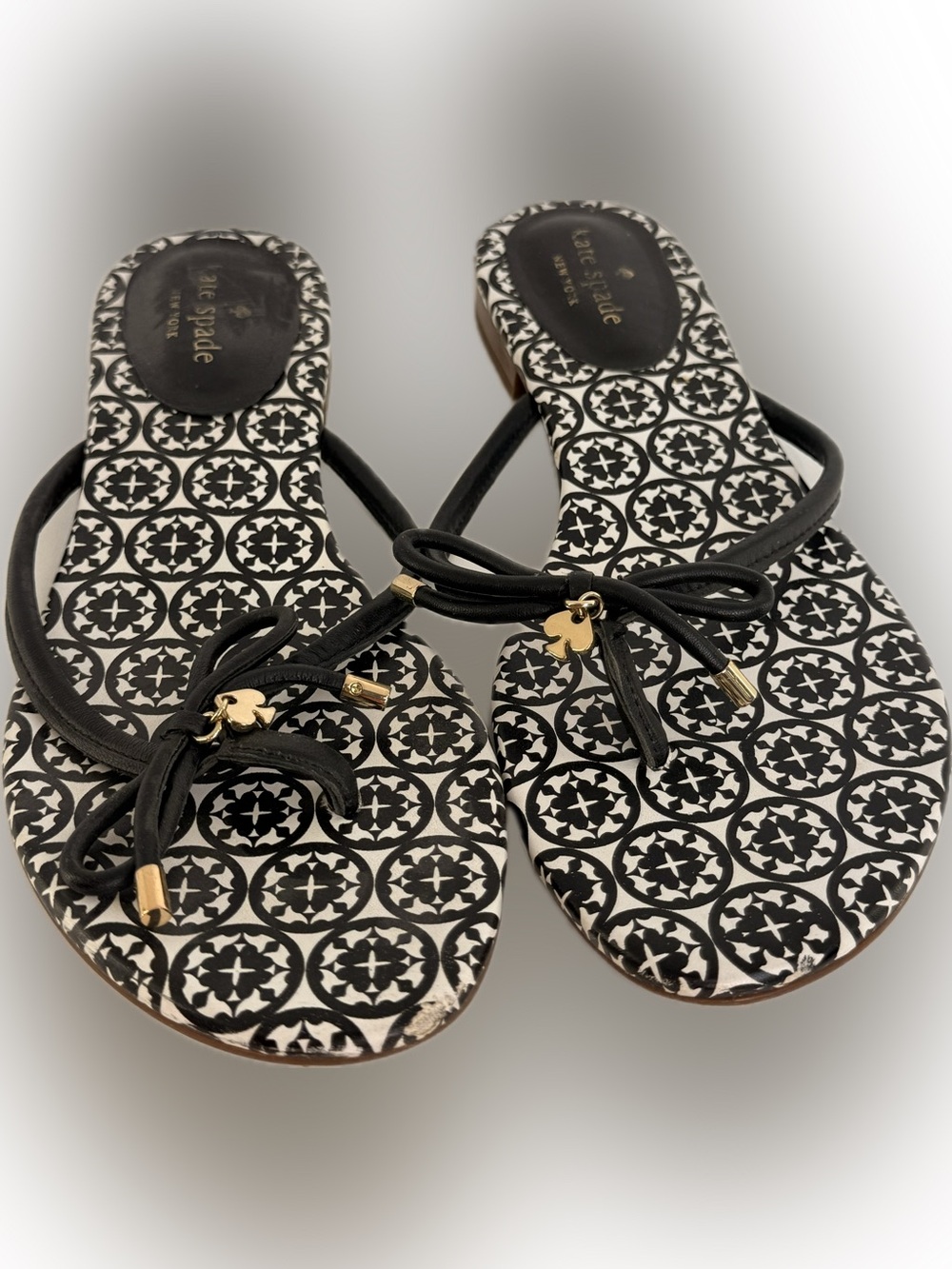 Kate Spade Thong W/ Bow Sandals Sz 9.5